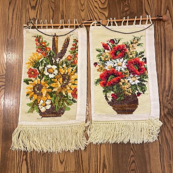 Mid Century Modern Floral Needlepoint Wall Hanging Boho Set 2 Handmade Vintage - Picture 4 of 4